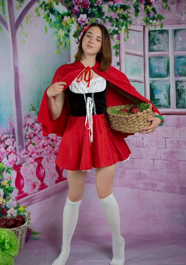 Анжелика, 22